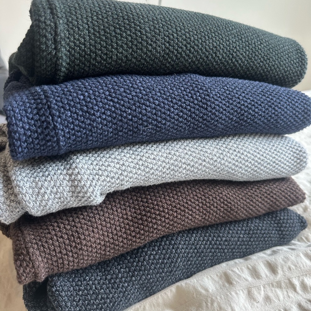Lululemon Athletica textured knit sweater lot M